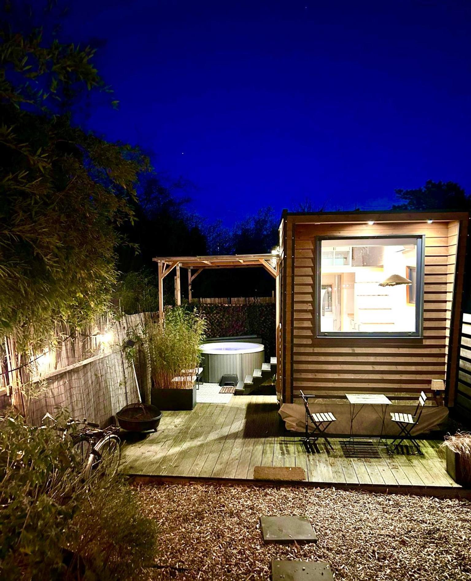 Villa Tiny House With Garden And Jacuzzi Near Amsterdam Vijfhuizen Exterior foto